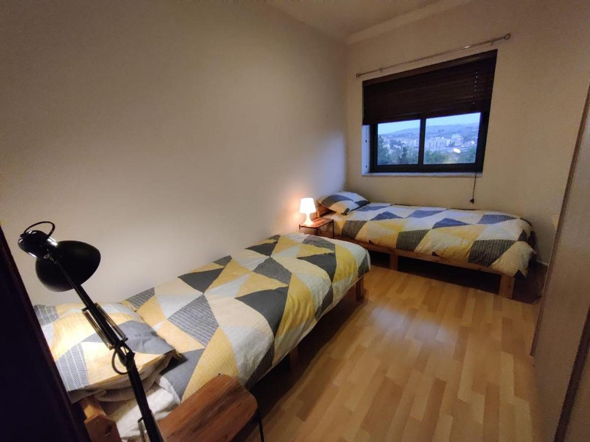 Cosy Designer Finished Apartment With Unobstructed Views 세인트폴스베이 외부 사진